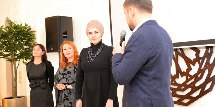 Показ эксклюзивной коллекции iQueen Zarrina Babadzhanova